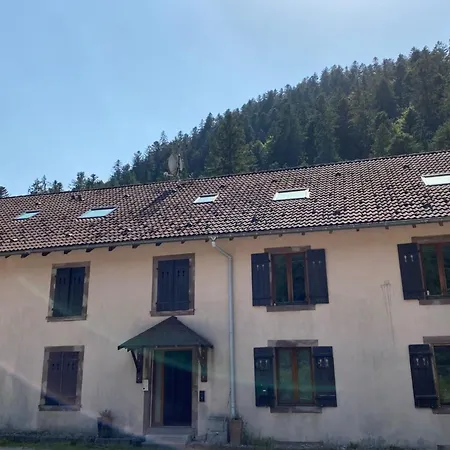 Apartment Charming 55m Near Hiking Trails