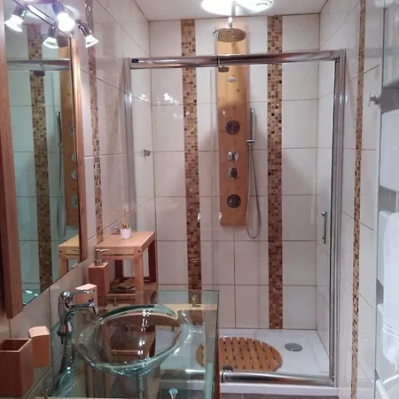 Апартаменты Charming 55m Near Hiking Trails *